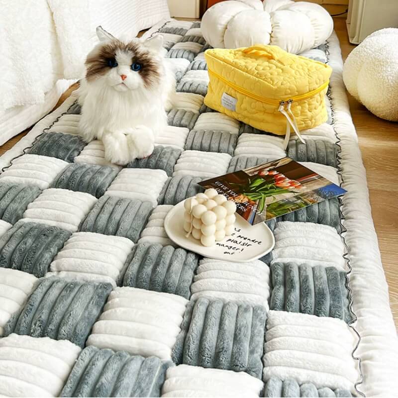 Cozy Chenille Anti-Slip Pet Mat