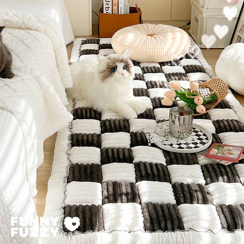 Cozy Chenille Anti-Slip Pet Mat